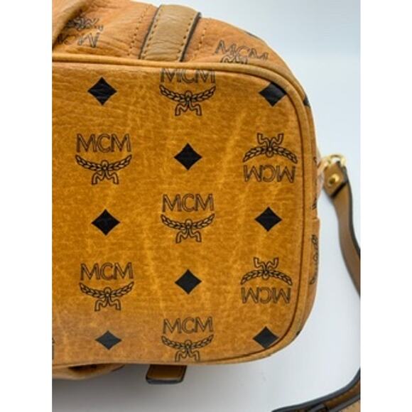 MCM Visetos Tote*Signature Cognac Design*Dual handle cross-body!*COMMUTER - Picture 9 of 14